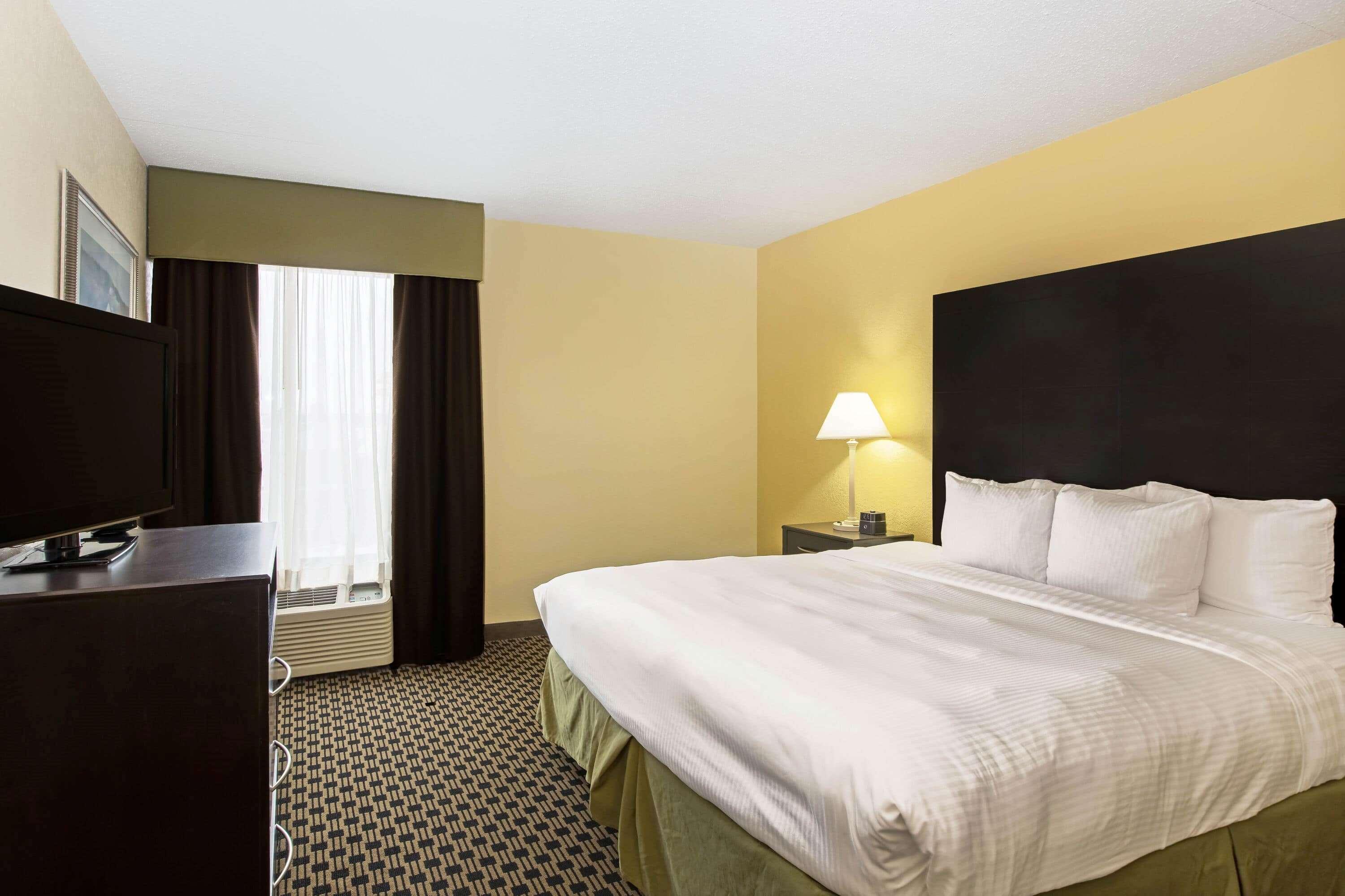 La Quinta By Wyndham Salina Hotel Eksteriør billede