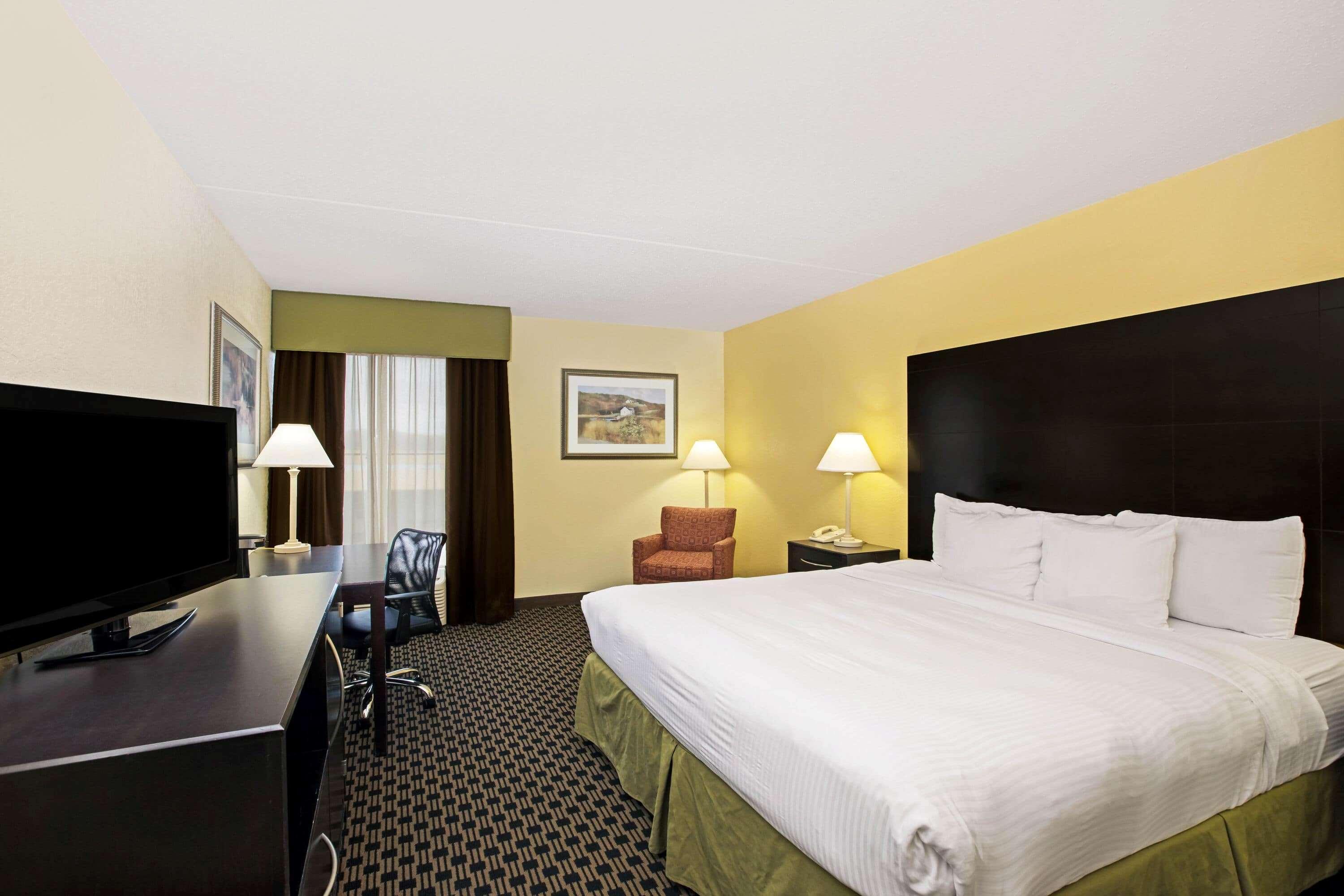 La Quinta By Wyndham Salina Hotel Eksteriør billede