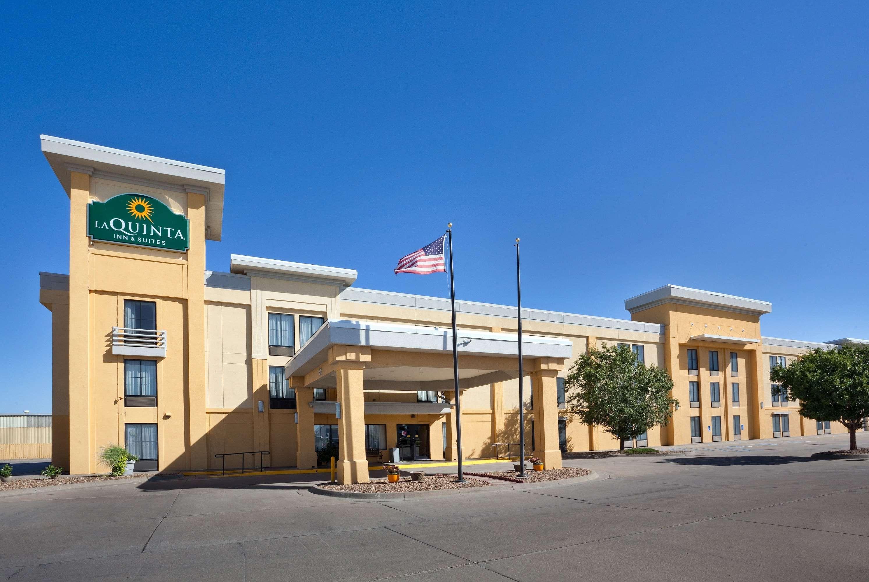 La Quinta By Wyndham Salina Hotel Eksteriør billede