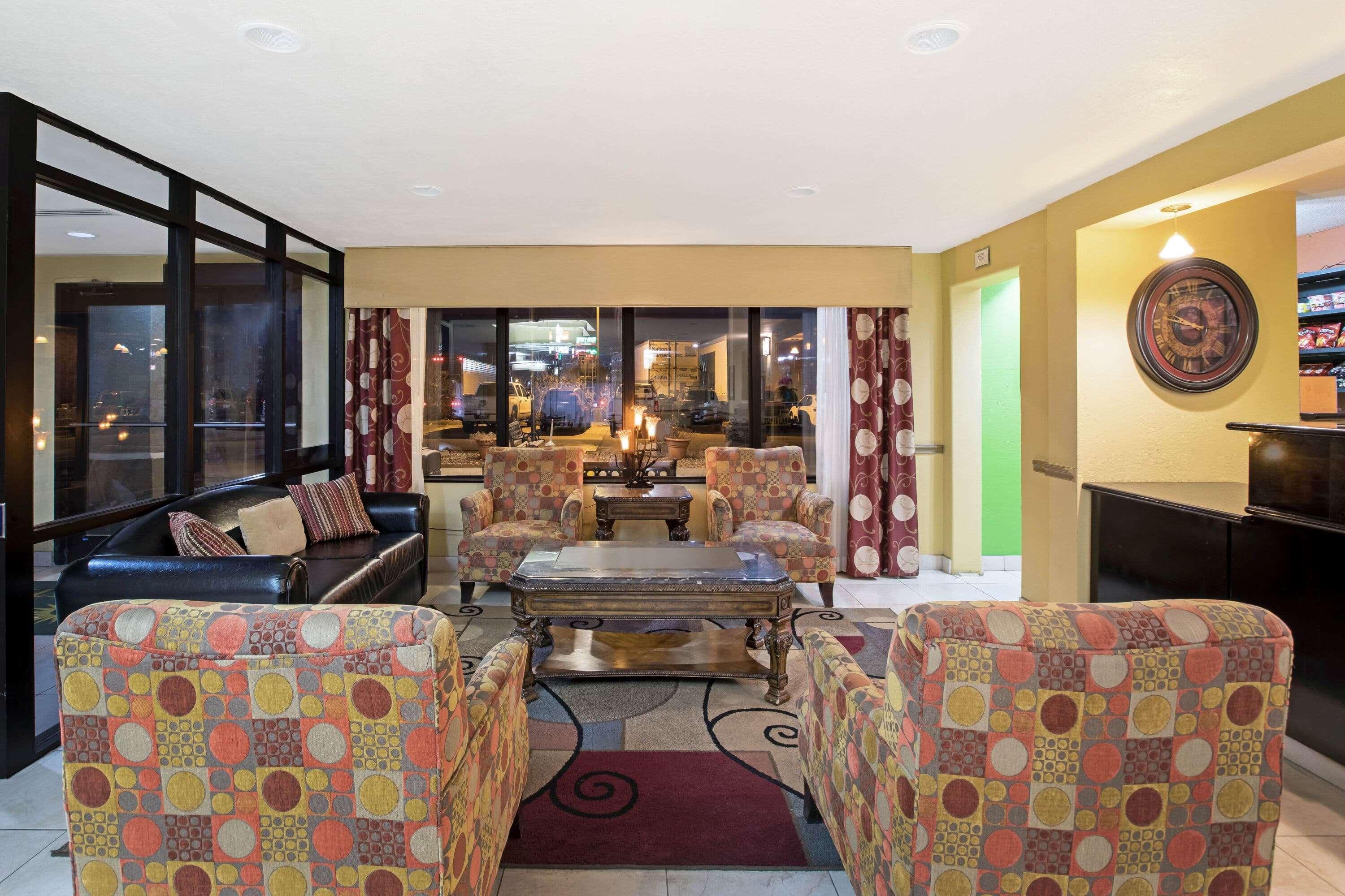 La Quinta By Wyndham Salina Hotel Eksteriør billede